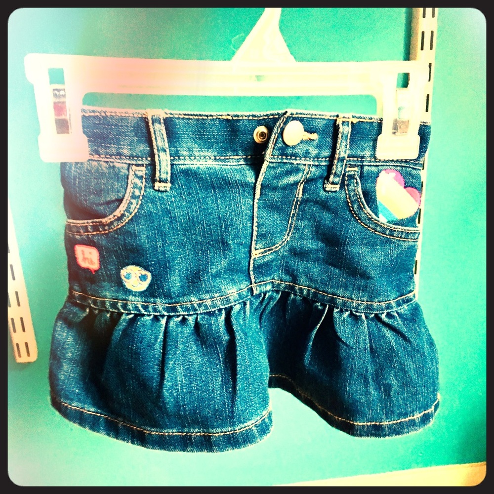 Spring cleaning kids clothes